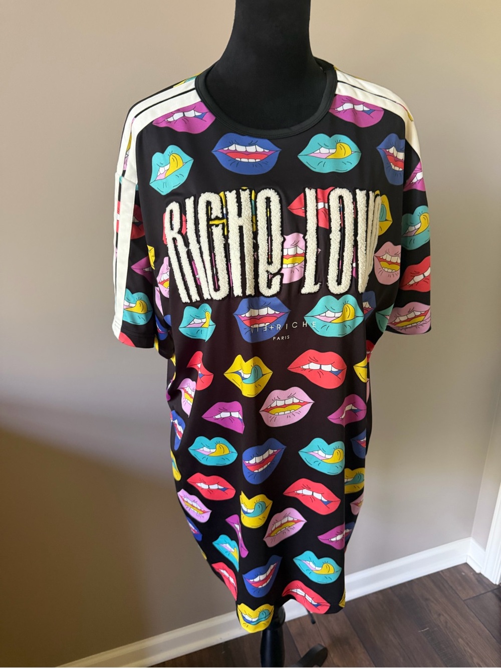 VIE+RICHE Love Lips Tee Shirt XXLarge Streetwear Chenille Lettering